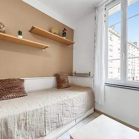 Appartement Lumineux Au Coeur De Saintes