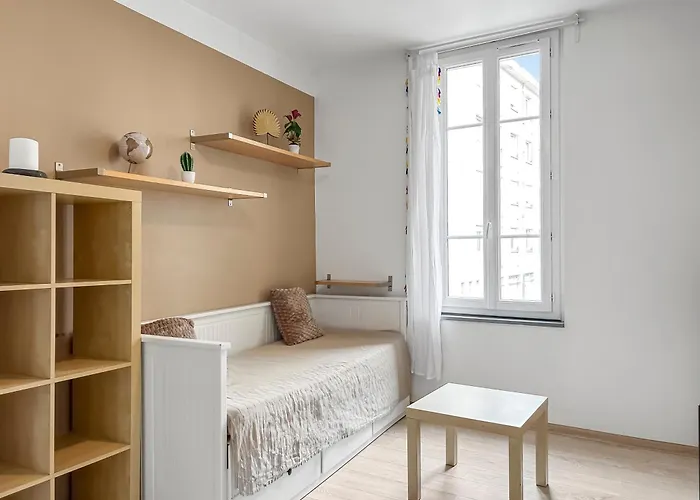 Lumineux Au Cœur De Appartement Saintes