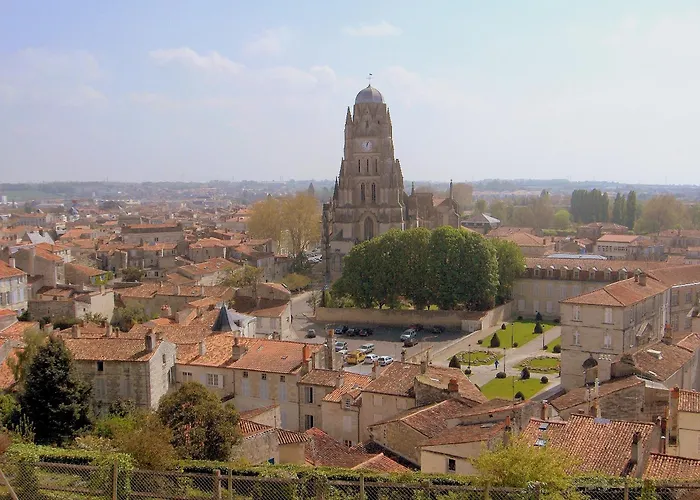 Appartement Lumineux Au Cœur De Saintes